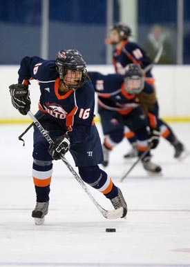 15-02_girls-hockey2